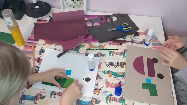 "Девочки делают Грузовые машины" из цветной бумаги!!! смотреть онлайн