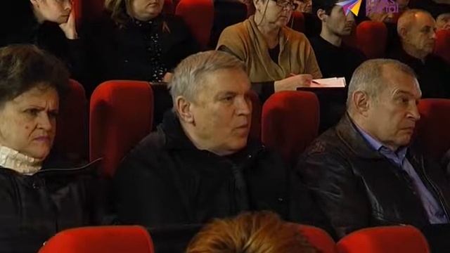 За каждой детской площадкой закрепят ответственного смотреть онлайн