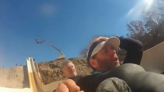 The Tragedy Of The World's Tallest Waterslide: The History of Schlitterbahn смотреть онлайн