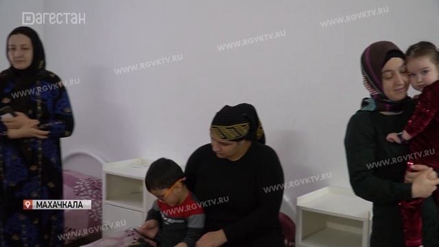 Депутаты Народного Собрания РД посетили Республиканскую детскую больницу смотреть онлайн