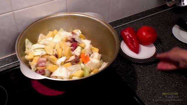 1 из любимых рецептов. Тушеные овощи с говядиной. Овощи тушеные с мясом. Овощное рагу. Быстрые блюд смотреть онлайн