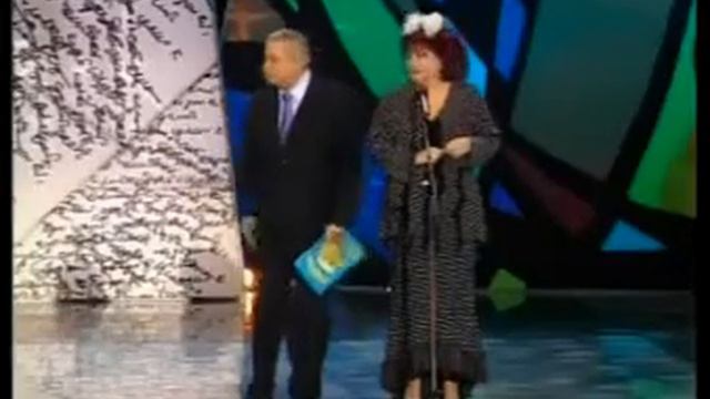Дедушка учит внучку азбуке смотреть онлайн