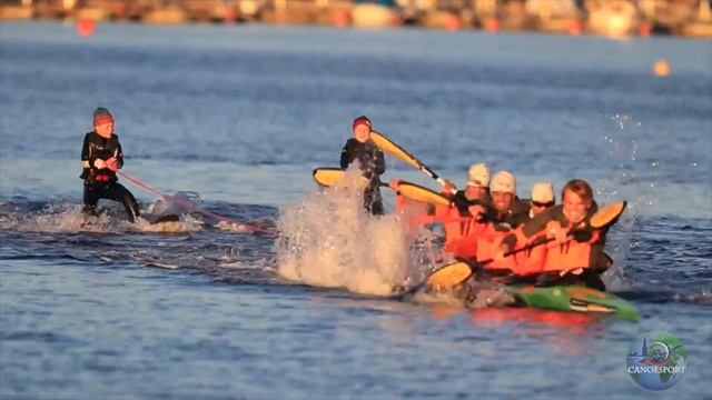 Kayak 4 and two girls waterski смотреть онлайн
