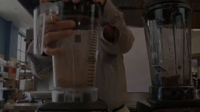Waring Xtreme: Chocolate and Cheese Blending Test | eTundra смотреть онлайн