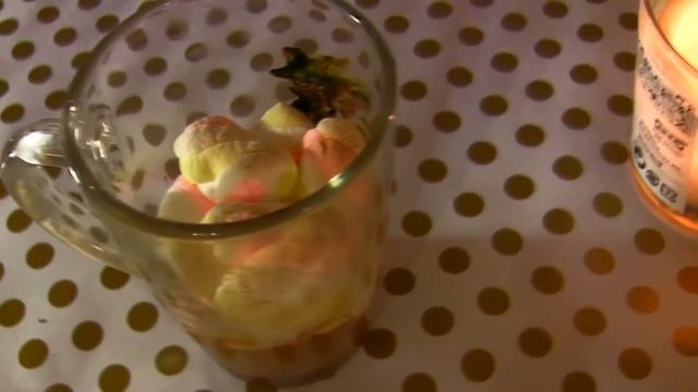 НОВОГОДНИЕ НАПИТКИ И ВКУСНЯШКИ смотреть онлайн
