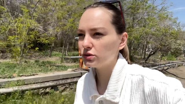 ВЛОГ: К НАМ ПРИЛЕТЕЛА СВЕКРОВЬ | ДРЕВНЯЯ КРЕПОСТЬ ЭРЕБУНИ | КАСКАД | БОТАНИЧЕСКИЙ САД смотреть онлайн