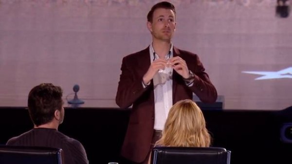 Top 5 SHOCKING MAGICIAN America and Britain's Got Talent 2016