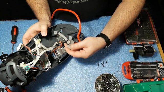 DOLCE GUSTO Piccolo - Step by step disassembly - NESCAFE Krups KP100 смотреть онлайн