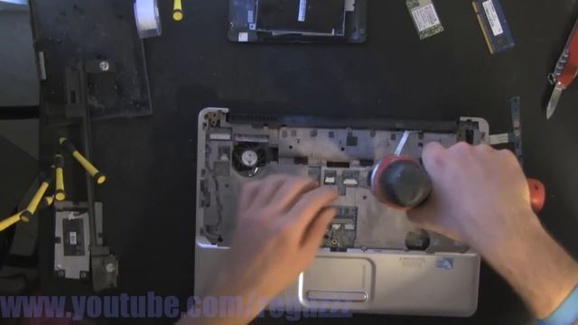 COMPAQ CQ40 take apart video, disassemble, how to open disassembly смотреть онлайн