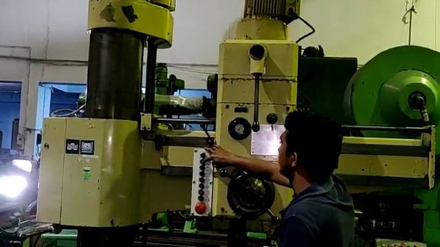 Satish Engineering - Used WMW Heckert BR 40/2 Radial Drill Machine смотреть онлайн