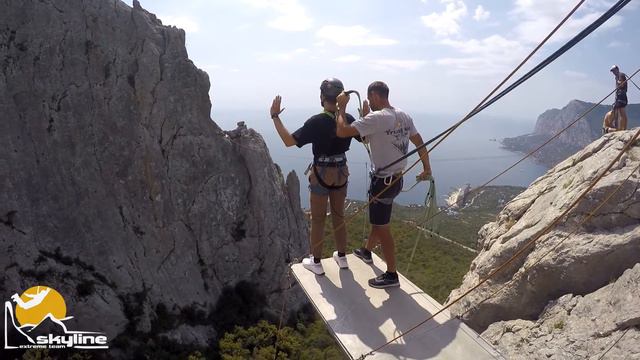 Женя Ильяс-Кая роупджампинг в Крыму с командой Скайлайн смотреть онлайн