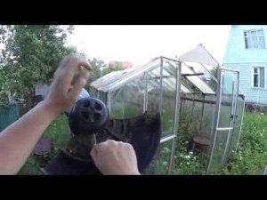 Триммер Makita UR 3502 в Действии