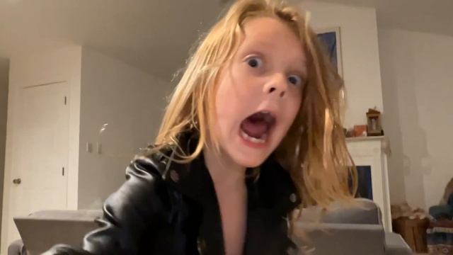 How Kids React To Robers (Pt. 4) смотреть онлайн