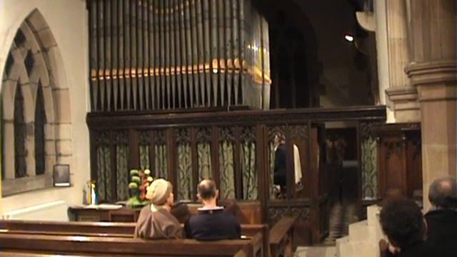 Chris Dell plays the refurbished organ at Fenny Bentley смотреть онлайн