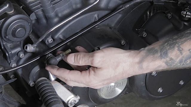 Adjusting Stock Foot Controls on a Yamaha Warrior 1700 смотреть онлайн