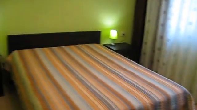 Аренда двухкомнатной меблированной квартиры в 100 м от бульвара Свобода, бальнеокурорт Сандански смотреть онлайн