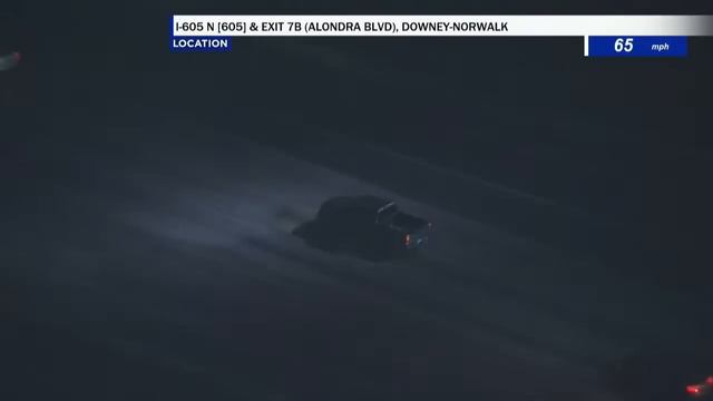 Police chase on 605 FWY in LA County смотреть онлайн