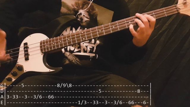 Muse - Undisclosed Desires Bass Cover (Tabs) смотреть онлайн