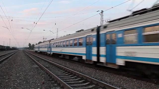 Электропоезд ЭД4МК-0029 станция Тихонова Пустынь смотреть онлайн