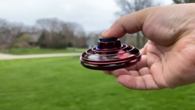 Mini Drone Spinning Flying Toy Review смотреть онлайн