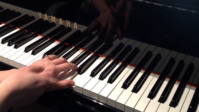 Chord Inversions - Piano technique tips смотреть онлайн