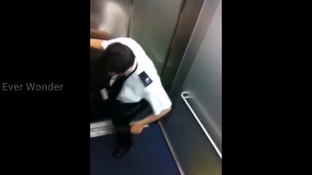 ???How we react while stuck in the Elevators? - Real CCTV Footage's!!! смотреть онлайн