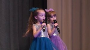 группа Манго Малыши карандаши