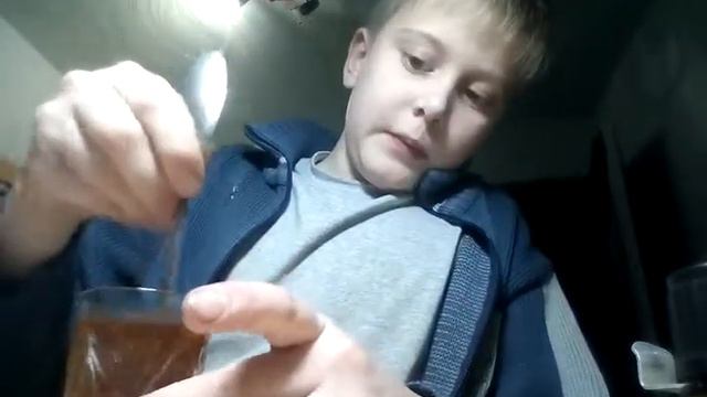 ШОК ! Эксперимент аскорбиновая кислота + йод удался 😎 смотреть онлайн