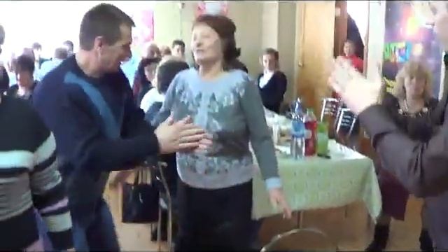 хороша матаня/как выбивают четко,молодцы? смотреть онлайн