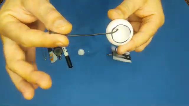 HOW TO MAKE A MASK DISAPPEAR - MAGIC TRICK REVEALED смотреть онлайн