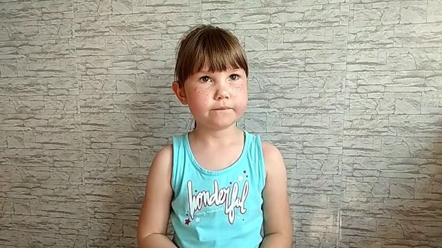 Ангелина классно рассказала стихотворение про мартышек. смотреть онлайн