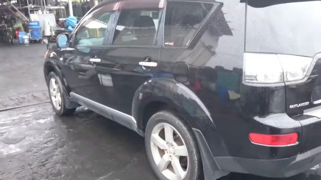Видео-тест автомобиля Mitsubishi Outlander (CW5W-0006575, 2005г) смотреть онлайн