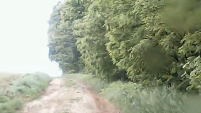 Offroad Libero v daždi смотреть онлайн