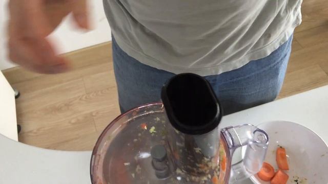 SLB-036 food processor - thin slice carrot смотреть онлайн