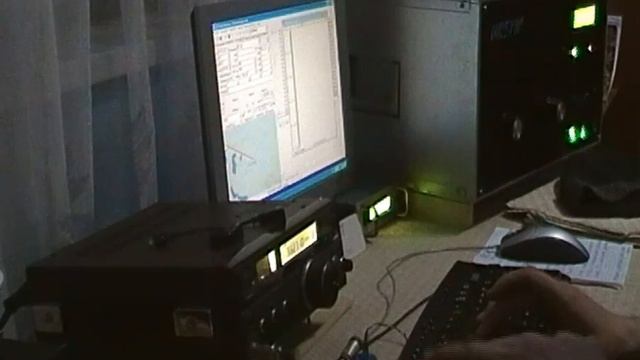 UR4UPQ Антон. Синтезатор на SI5351. QSO on 80 mtr. смотреть онлайн