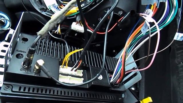 Самое подробное видео о подключении 2 Din магнитолы на HYUNDAI Солярис для чайников. смотреть онлайн