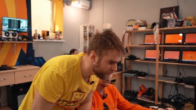 Игровая СБОРКА ПК за 500.000 рублей в КРИЗИС!? смотреть онлайн