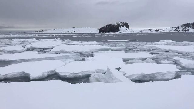Ледоход в Антарктике. Весна. смотреть онлайн