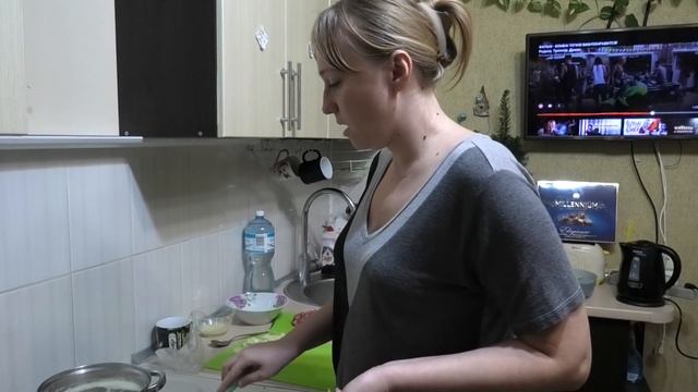 Продать дачу? Сергей потерял вес...Нарядили ёлочки, Гороховый супец смотреть онлайн