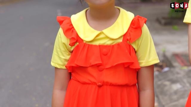 Baby Doll Is New Student In Disney Princess School - Funny Stories About Baby Doll Family смотреть онлайн