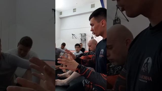 Саратовский клуб единоборств "Путь воина" смотреть онлайн