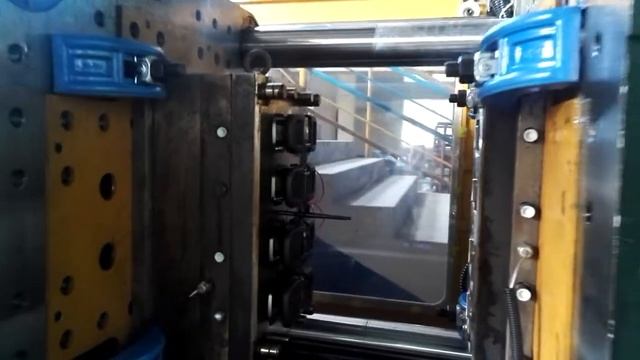 Литьё реактопластов (бакелит) на ТПА BORCHE серии BS смотреть онлайн