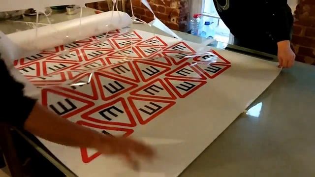 Наклейки на машину Шипы. Наклейка Шипы. Как наклеить наклейку. смотреть онлайн