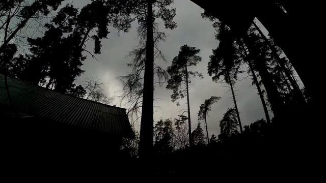 Как приходит циклон Quentin смотреть онлайн