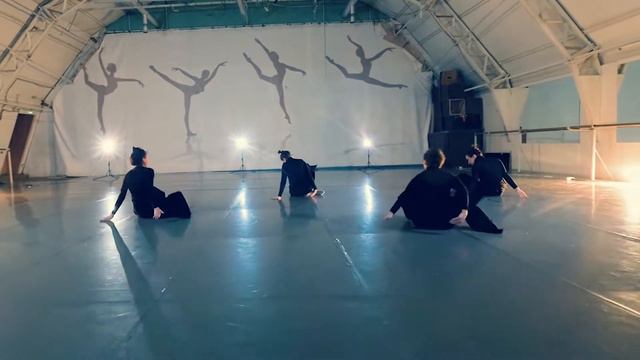 Floor Work и трюки в Contemporary Dance