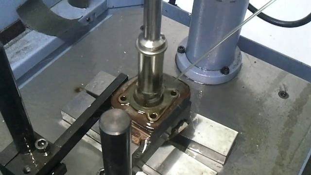 Хонинговальный станок COMEC смотреть онлайн