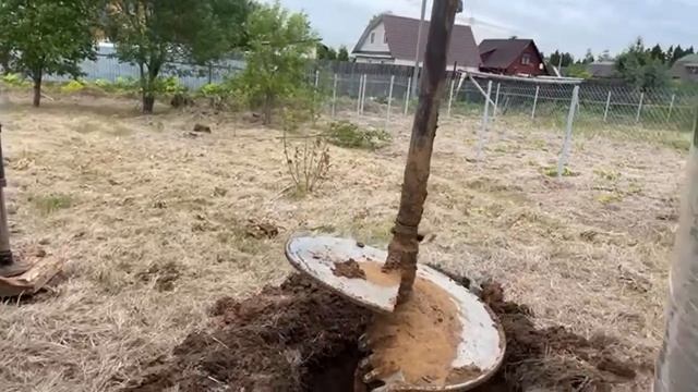Обвал в колодце ???Сложилась шахта Оборвало тройку ?♂️Сложный колодец у нас сегодня был смотреть онлайн