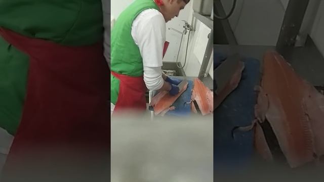 разделка и засолка лосося и форели смотреть онлайн