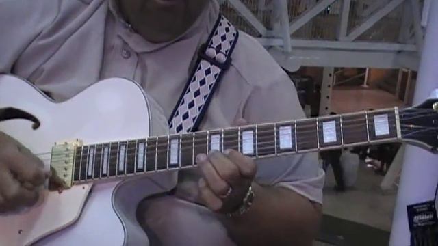 Tito Veliz , Sesion de Jazz Ibanez Jazz Guitar. смотреть онлайн