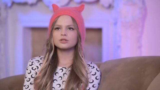 Милана Хаметова: Почему хейтят? За что хейтят? Заслуженный хейт? @MilashaUmka смотреть онлайн
